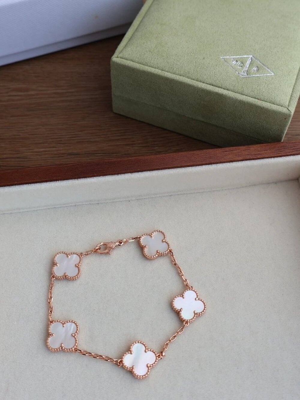 VCA 5 Motif Vintage Alhambra Mother of Pearl Bracelet with Box